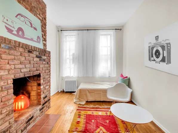 24 Cornelia Street image 1 of 8