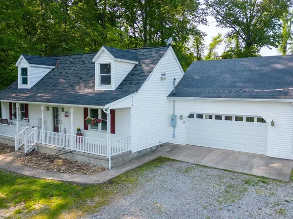 374 Zane Oak Rd, Oak Hill, OH 45656