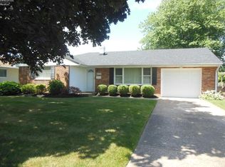 2713 Peterson Ln, Sandusky, OH