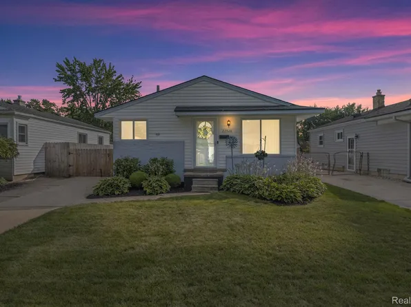 22928 Allor St, Saint Clair Shores, MI 48082