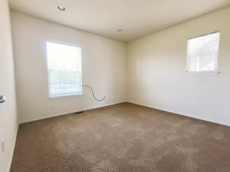 11755 Thomaston Cir — Photo 6