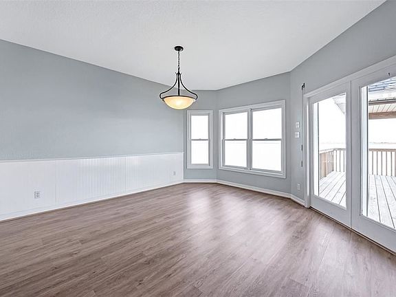 5th image of 1322 Outrigger St