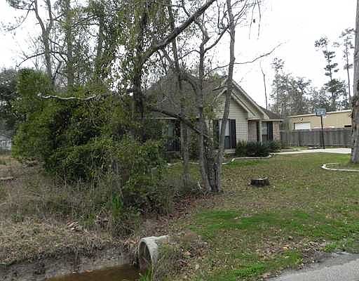 2nd image of 1055 Audubon St