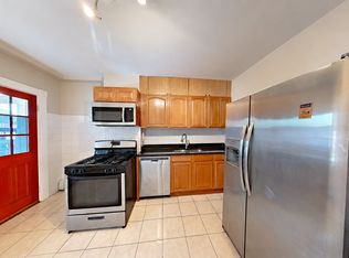 882 Huntington Ave #2, Boston, MA 02115
