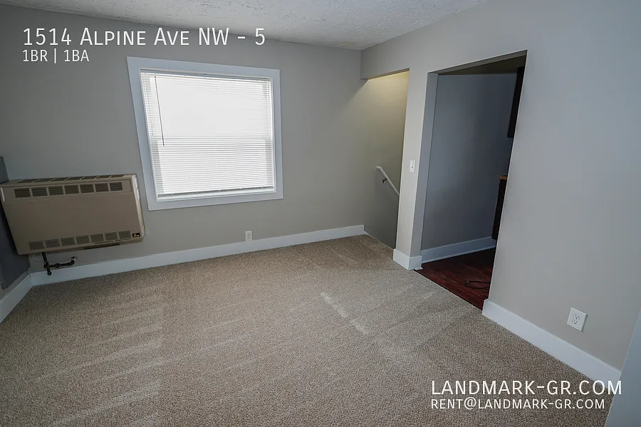 Updated 1 Bed /1 Bath — Photo 4