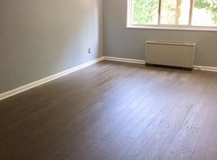 2710 Macomb St NW APT 418, Washington, DC 20008