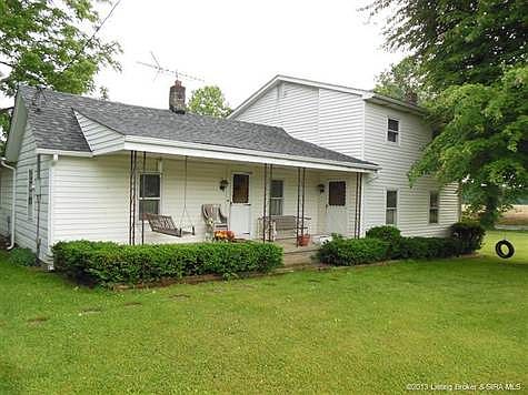 ADORABLE FARM HOUSE ON 12 ACRES