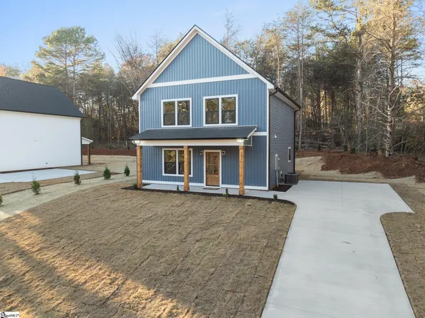 201 Elm Dr, Westminster, SC 29693