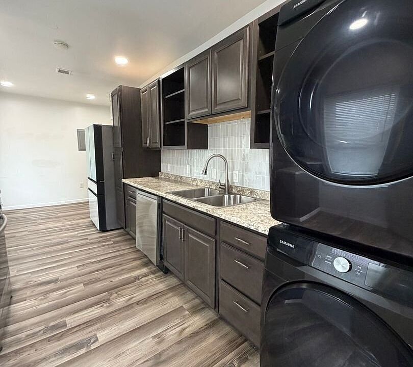 1st image of 361 E Ross St APT 2