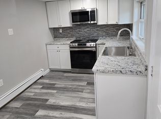 369 Strawtown Rd APT A, West Nyack, NY 10994