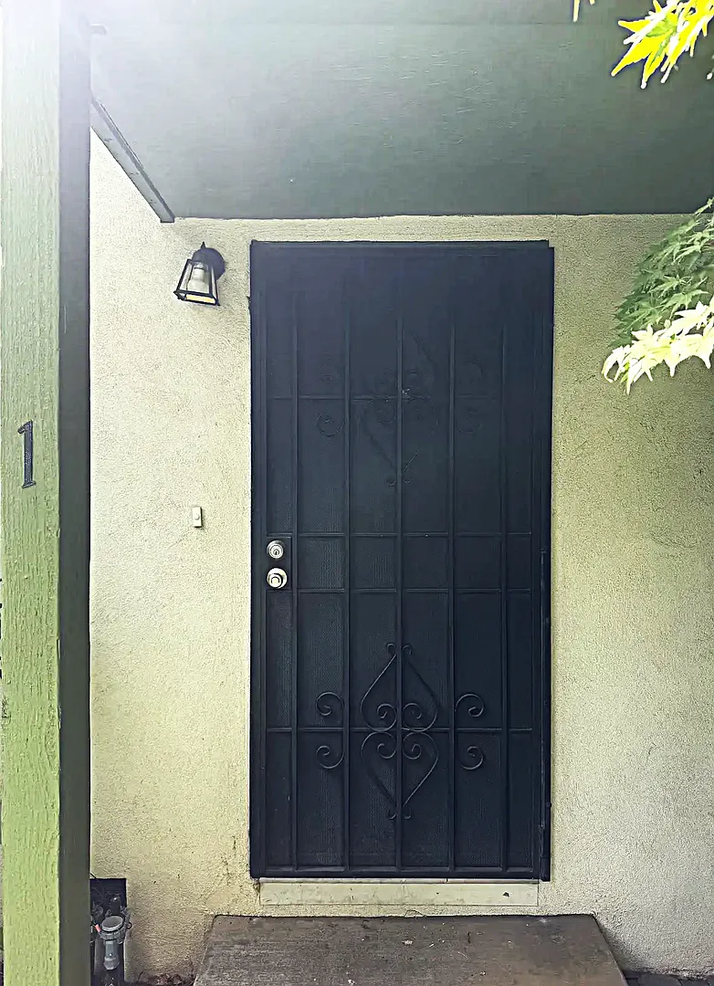 Bidwell Manor Apartments — Photo 4
