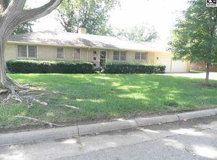 103 Downing Rd, Hutchinson, KS 67502