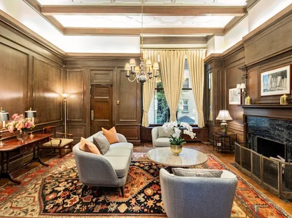 15 East 62nd Street image 7 of 12