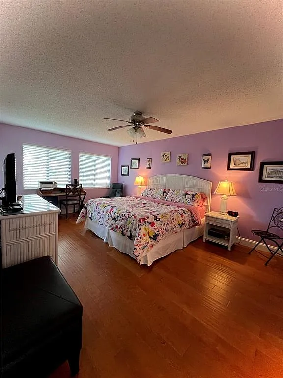 2 bed, 2.0 bath, 1145 sqft, $3,800 — Photo 2