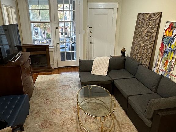 3rd image of 2327 Floyd Ave APT 5