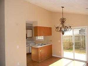 kitchen/dining