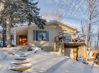 3615 1st St NE, Calgary, AB T2E3C8