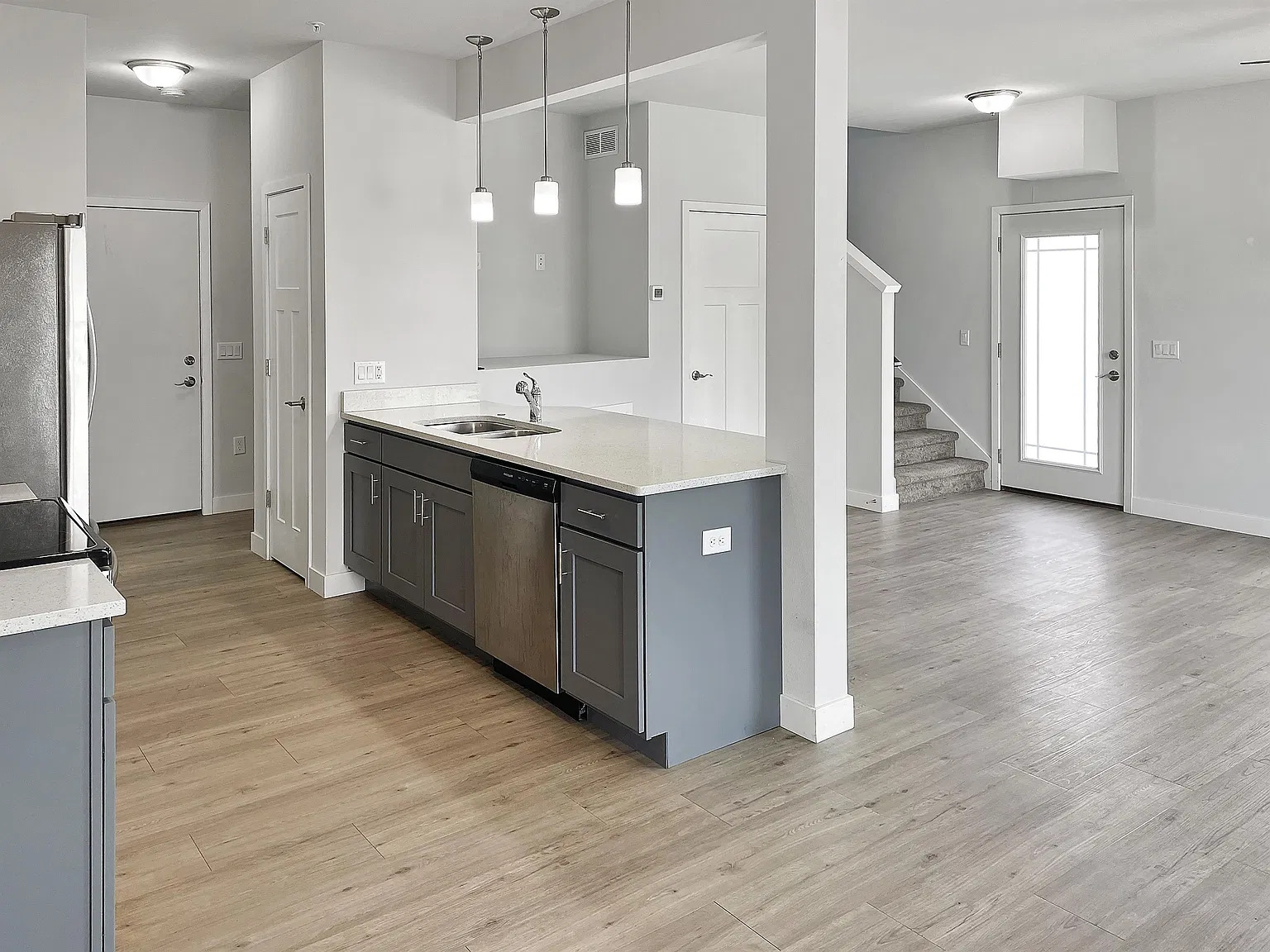 6072 Driscoll Drive - 6076 — Photo 3
