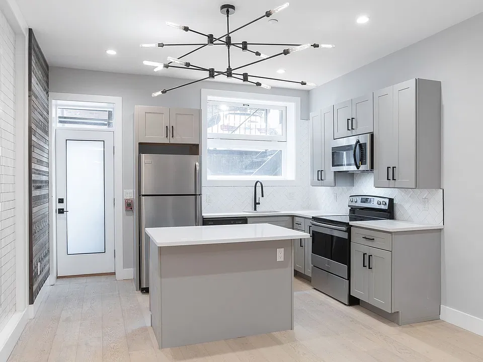 1707 Rittenhouse Sq