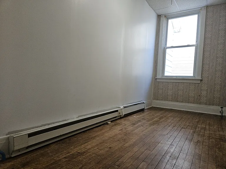 44 S 2nd St #1 — Photo 16