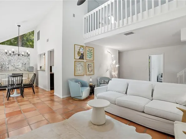 1245 Solana RD, NAPLES, FL 34103