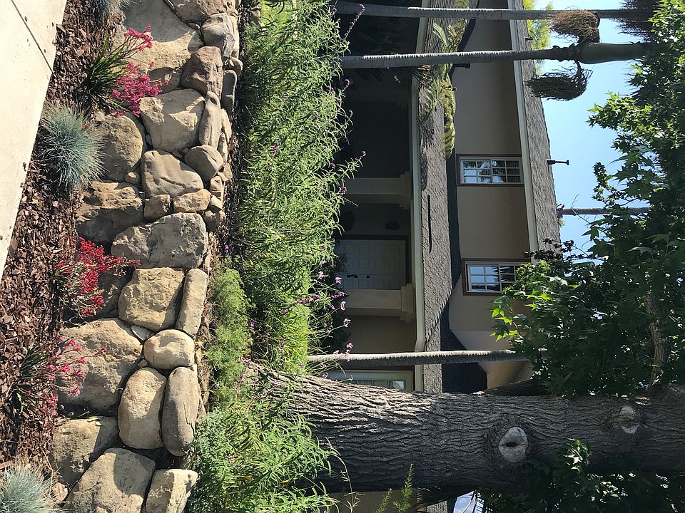 1st image of 4224 Venice Ln