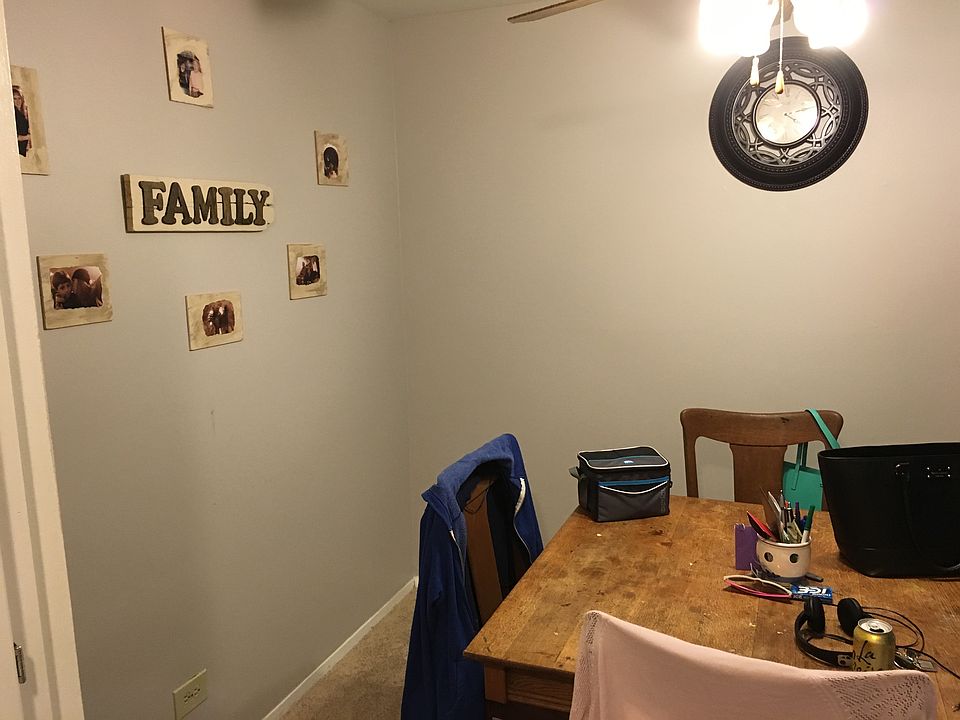 Dining (from kitchen)