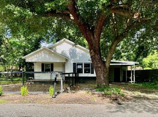 511 N Meadowbrook Dr, Overton, TX 75684