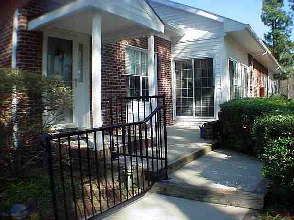2nd image of 14C Pinehurst Manor