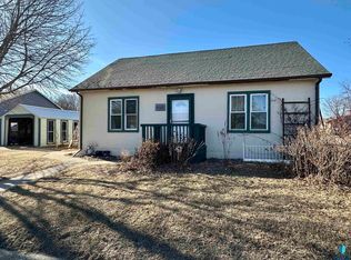 217 N Blue Mound Ave, Luverne, MN 56156