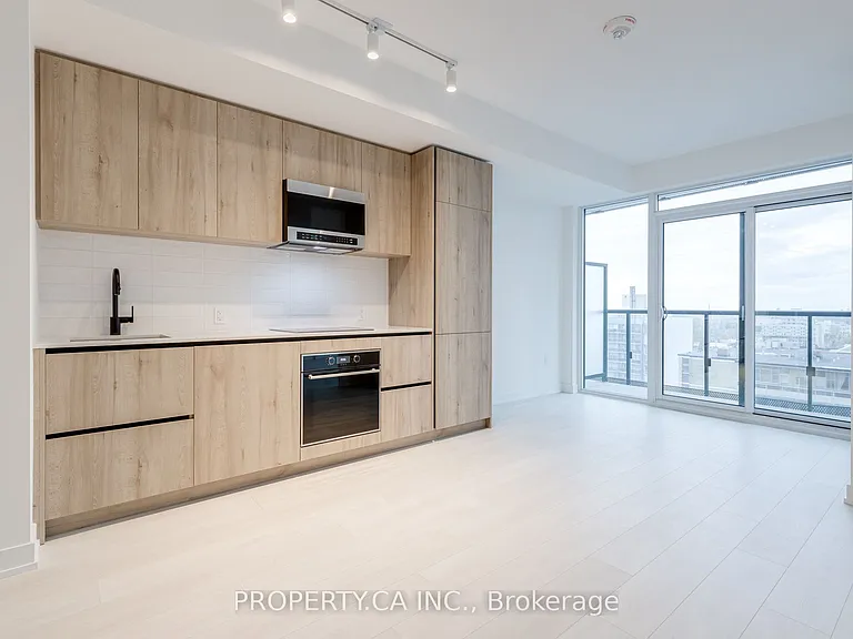 127 Broadway Ave #1401 — Photo 4