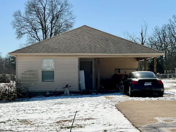 115 W School St, Brookland, AR 72417