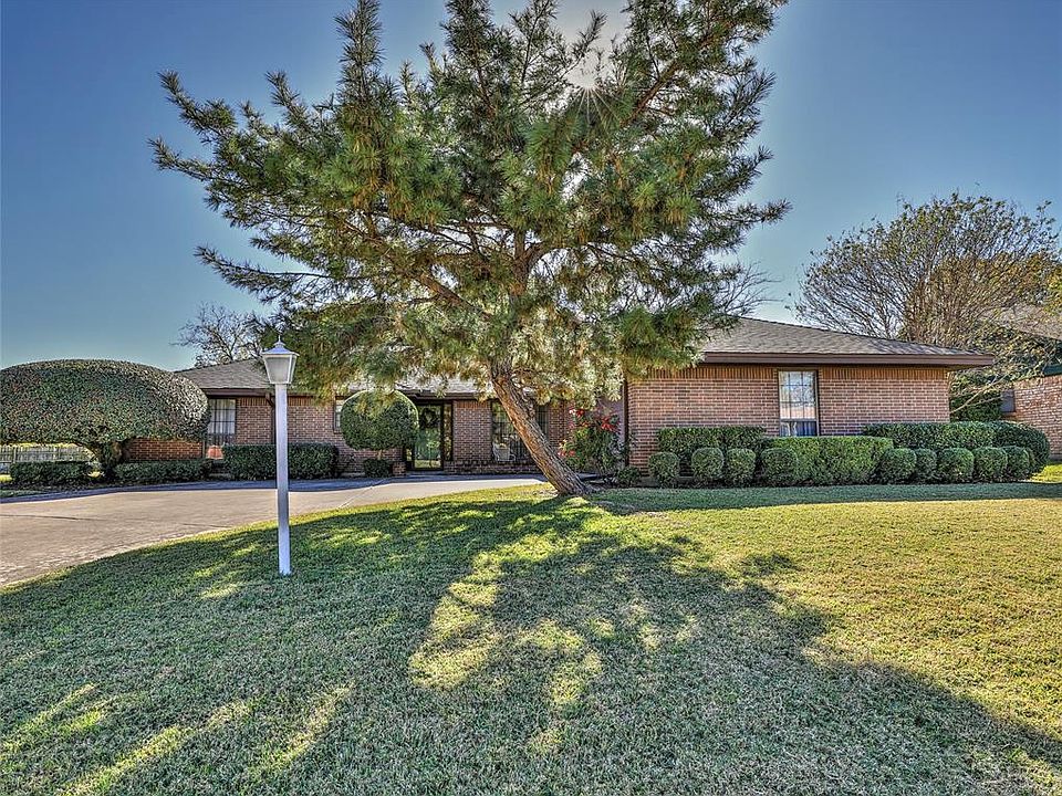 1st image of 4005 Aragon Dr