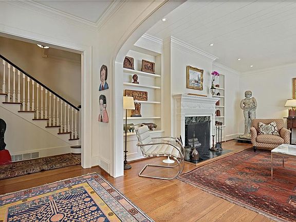 5th image of 10 Palisades Rd NE