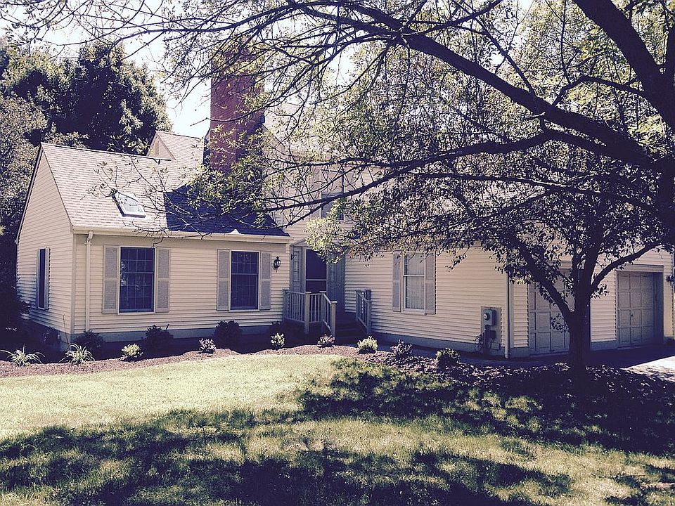 1st image of 7 Gelsey Ln