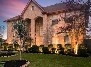 4318 Raintree Ct, Pasadena, TX 77505