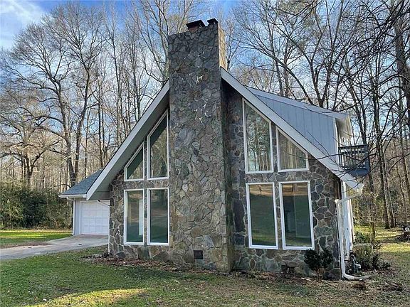 4th image of 2105 Honeybee Creek Dr