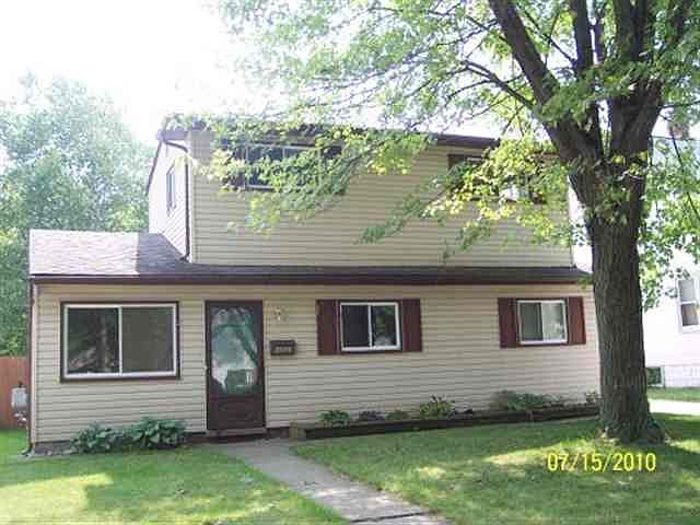 1st image of 26116 Osmun St