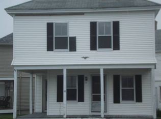 48 Dumas Ave, Hampton, NH 03842