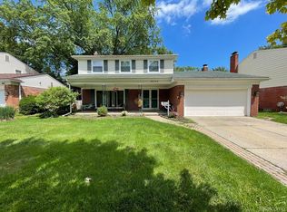 32342 Woody, Fraser, MI 48026