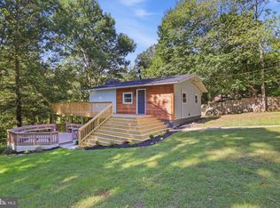132 Hilltop Rd, Delta, PA 17314