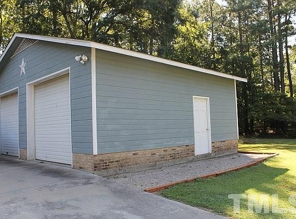 4th image of 127 Maluli Dr
