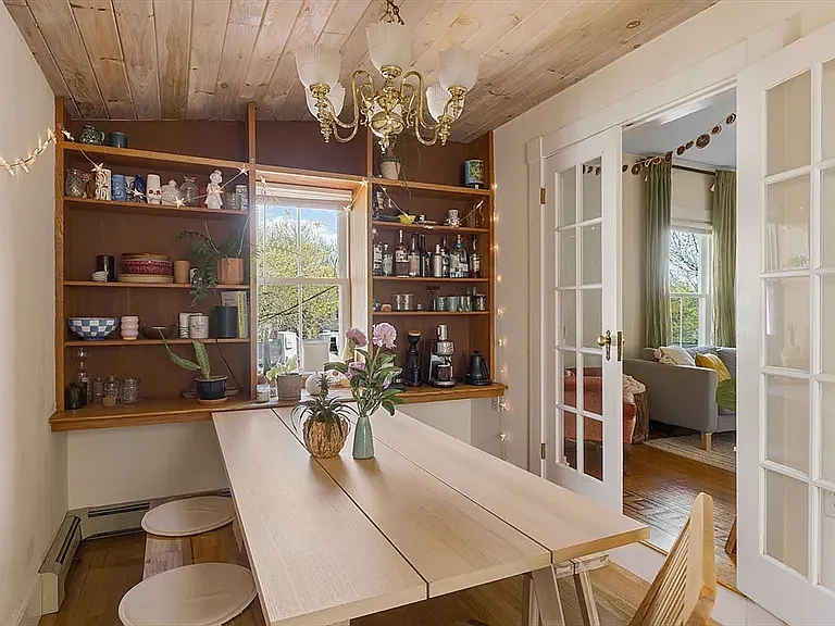 3 bed, $4,500 — Photo 3