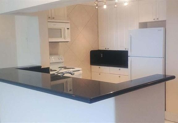 2nd image of 2935 NE 163rd St APT 3M