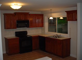 1688 Matlock Dr, Florissant, MO 63031