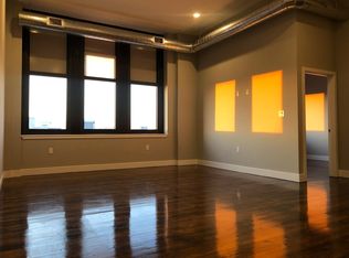 1515 S 17th St #302, Philadelphia, PA 19146