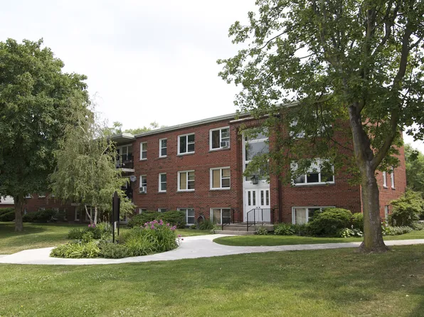 366 Belgrave Ave #9, London, ON N6C 4C3