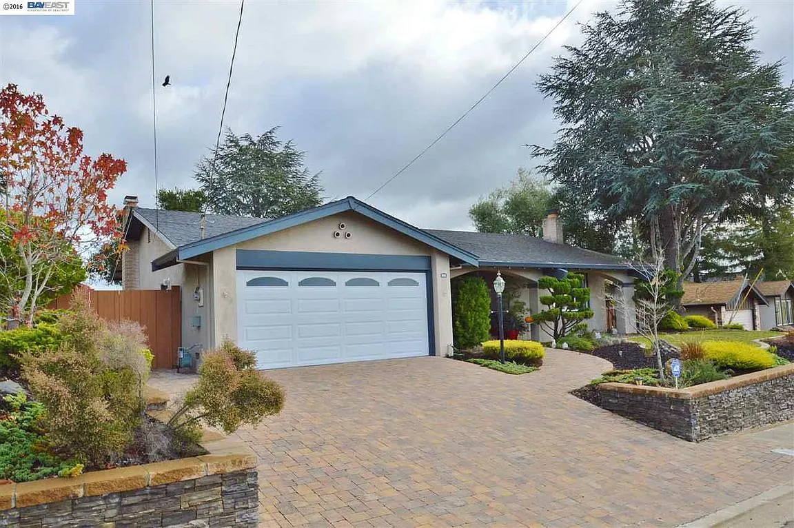 5707 Shadow Ridge Dr photo 1