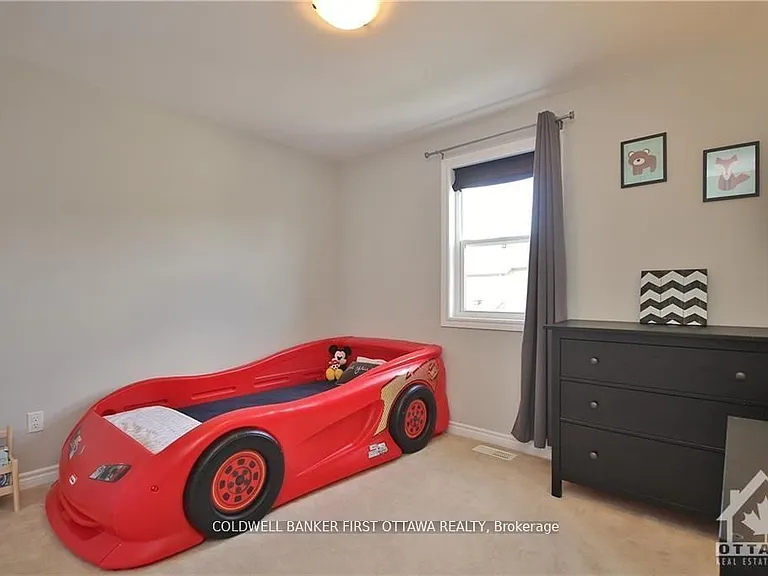 505 Bretby Cres — Photo 19