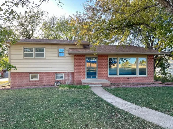601 N 2nd St, Cimarron, KS 67835